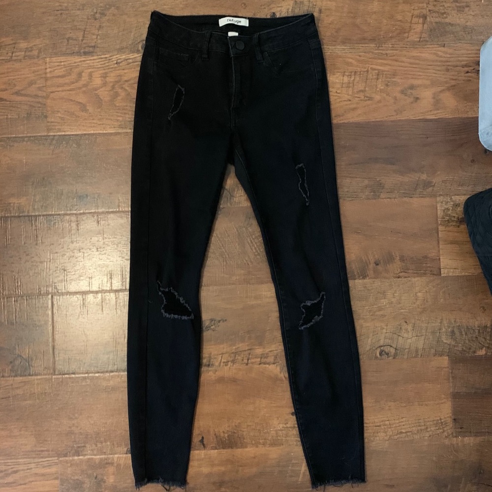 Black ripped jeans